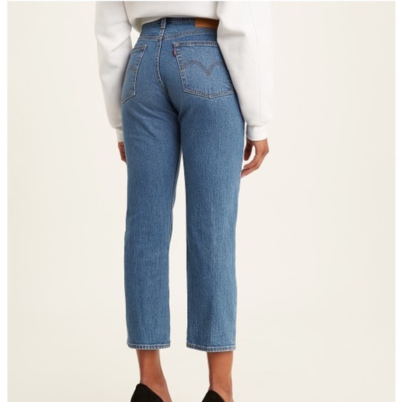 Levi’s Premium Wedgie Straight crop Jeans - Picture 3 of 7
